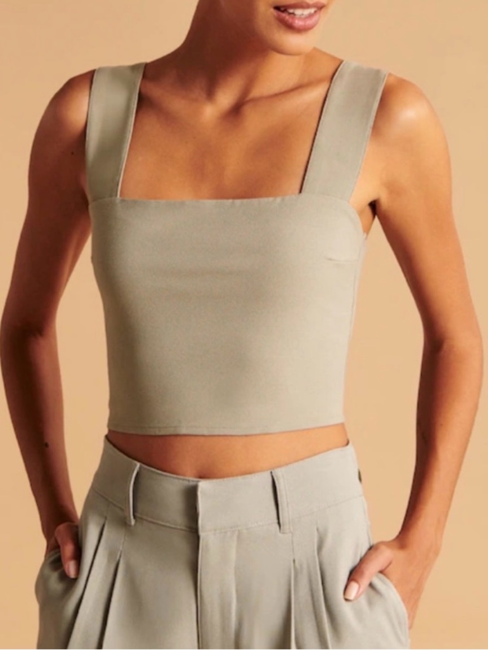 Abercrombie & Fitch Structured Square-Neck Crop Top in Sage Green - Picture 5 of 14